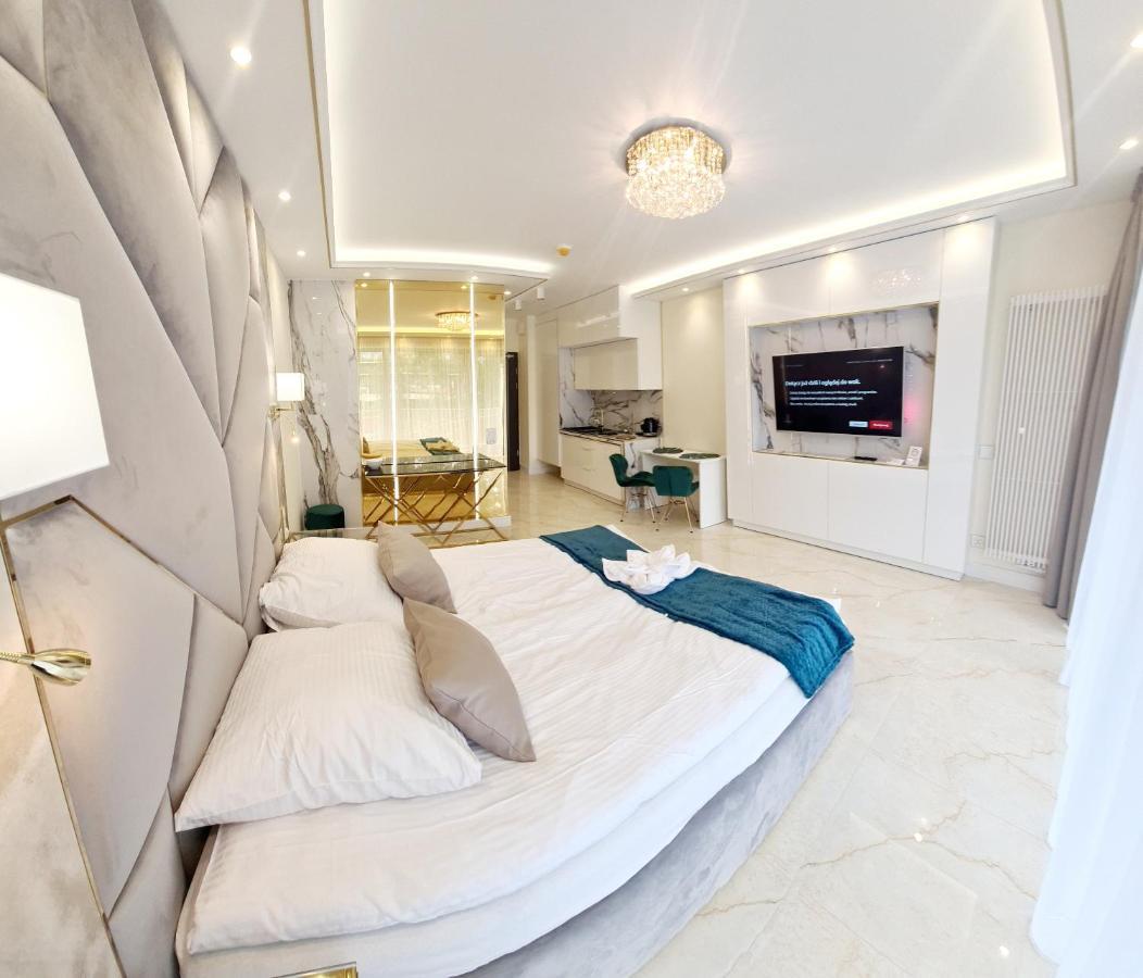 Adonis Beach Swinoujscie Bagian luar foto